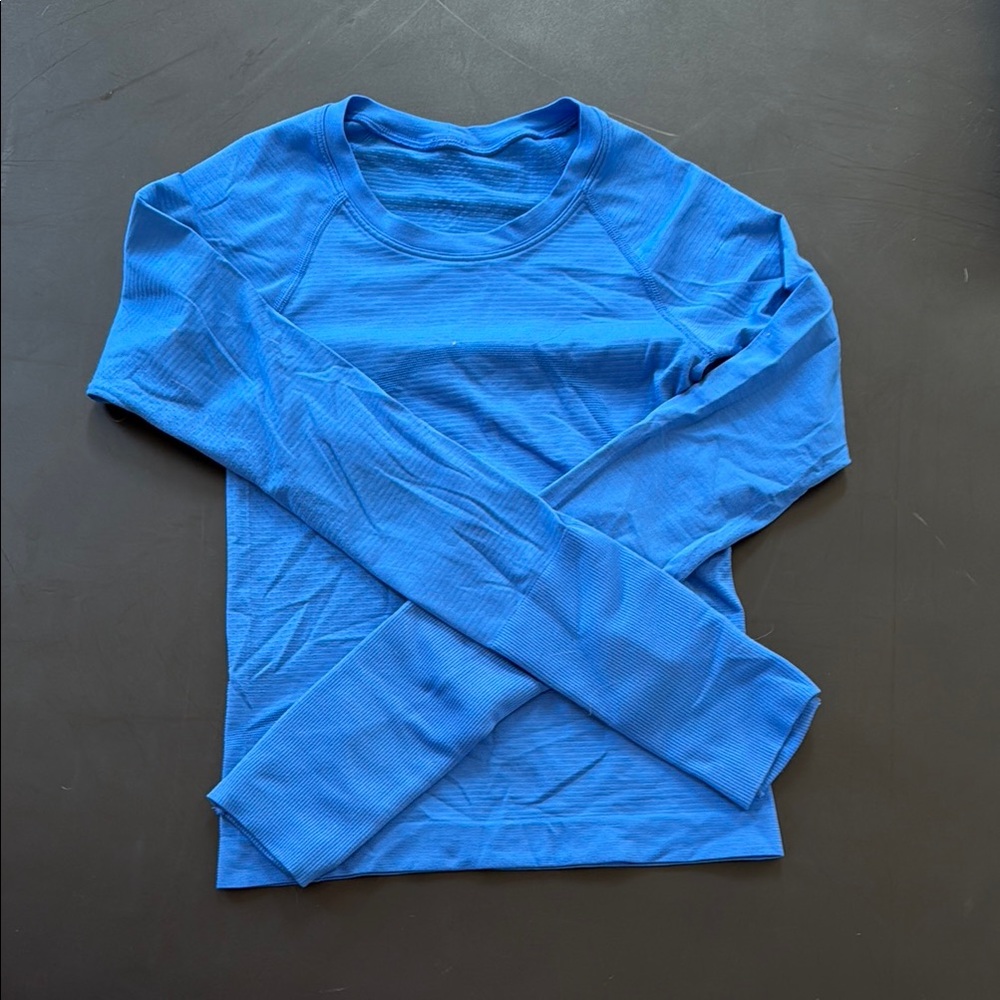 lululemon athletica Blue Long Sleeve Tee Size 0